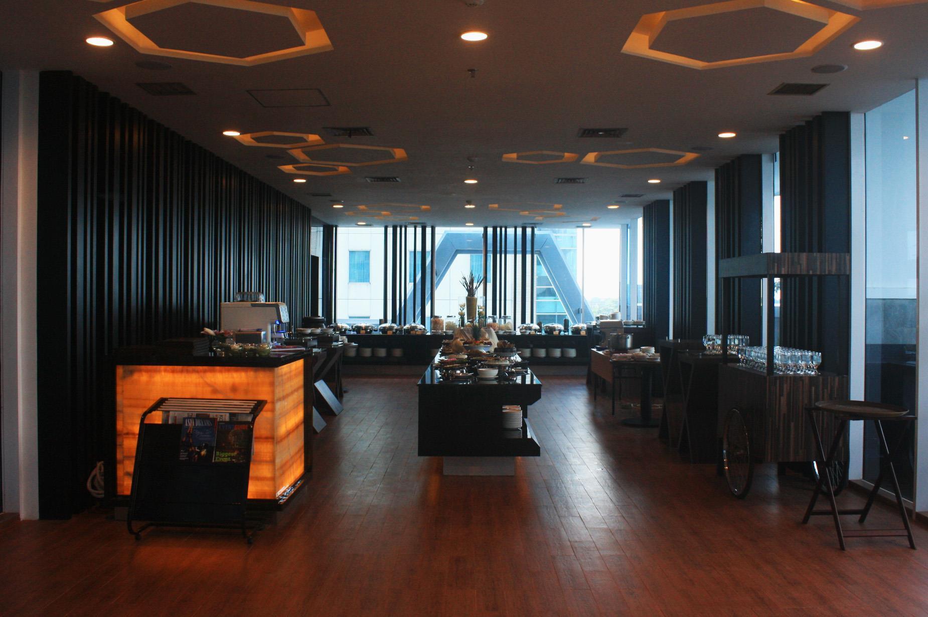 Hotel Western Premier The Hive Jakarta